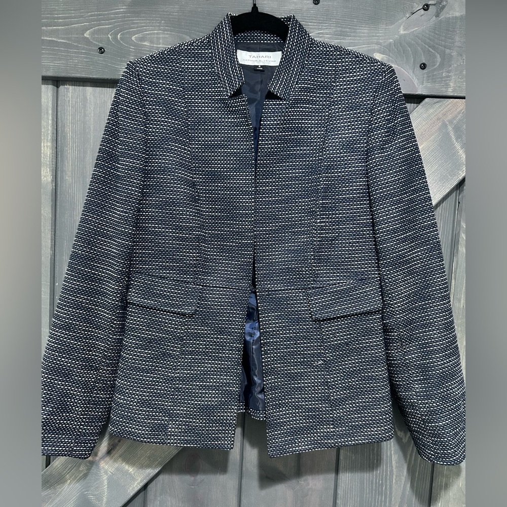 Tahari trendy jacket